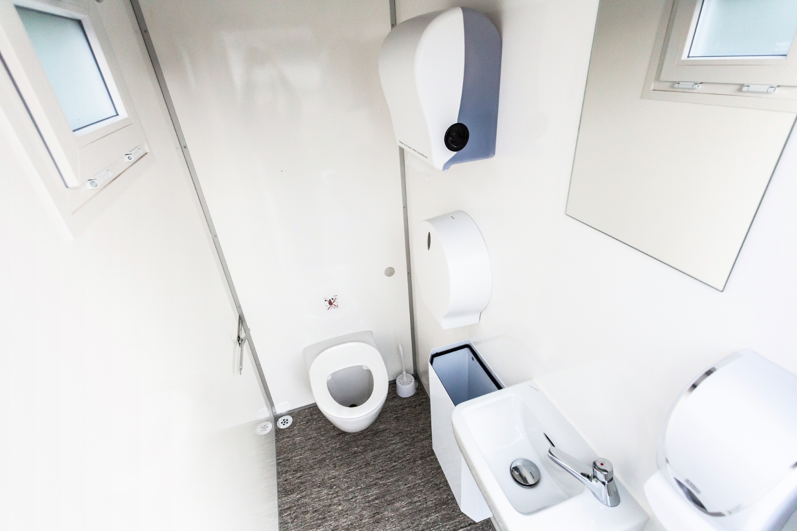 Vakuum 2 toiletvogn med tanke